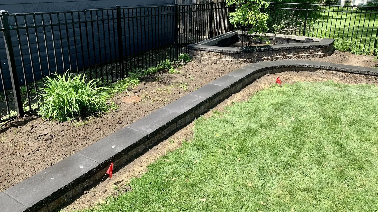 How to Use Bricks for Edging: A Comprehensive Guide