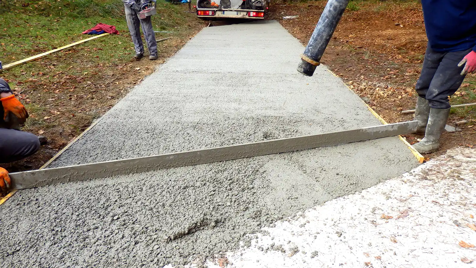 pouring cement for driveway
