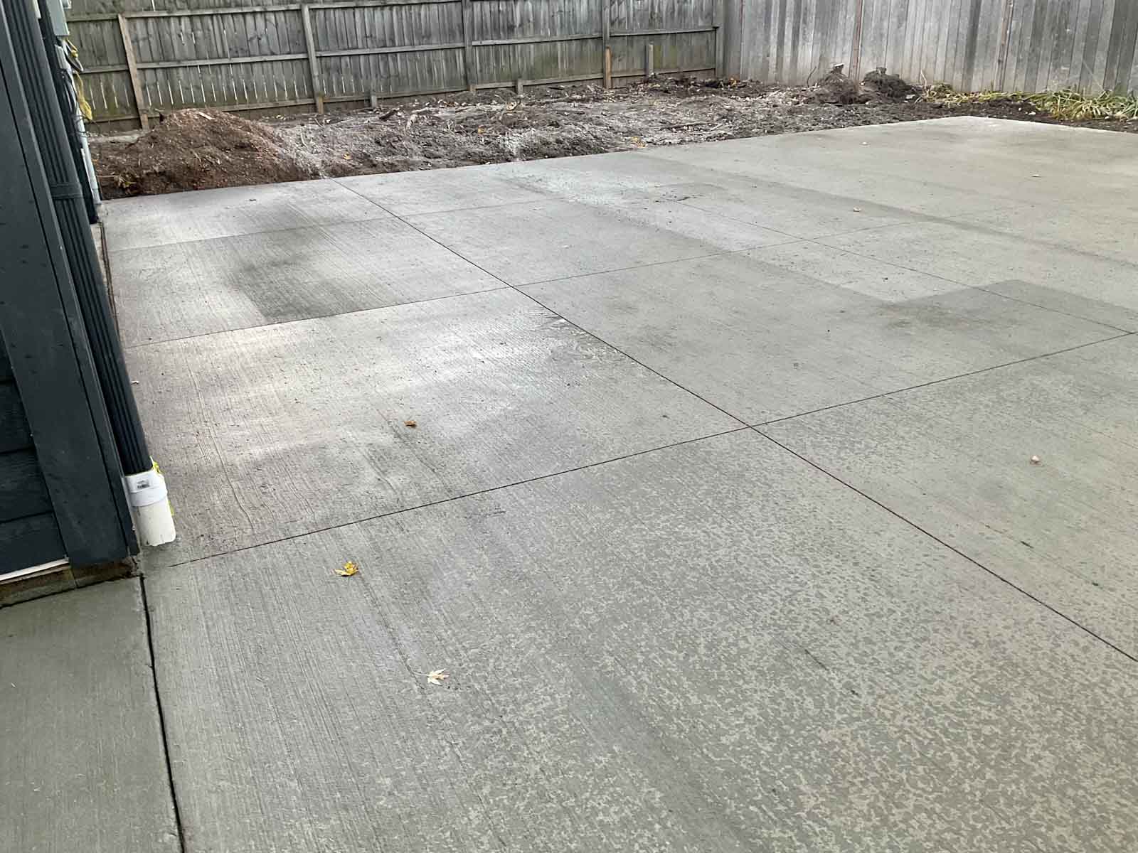 cement slabs are supported by rebar to ensure strength